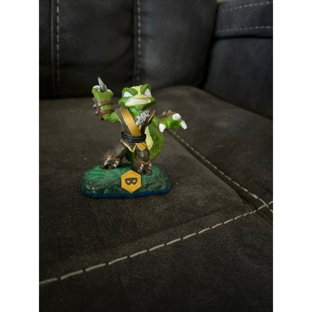 Skylanders stink bomb